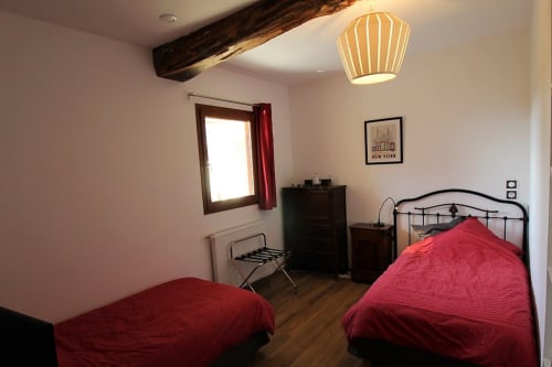 Gîtes des 2 Chênes - Bed and Breakfast Bessenay
