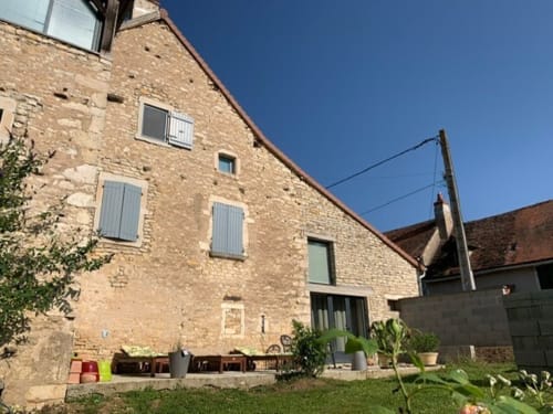 La terrasse à l'Est.