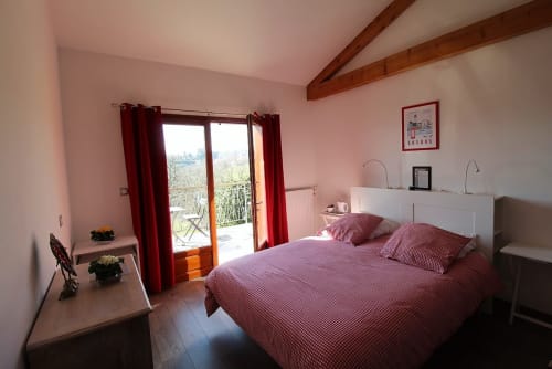 Gîtes des 2 Chênes -  Louer une chambre en vacances à Bessenay