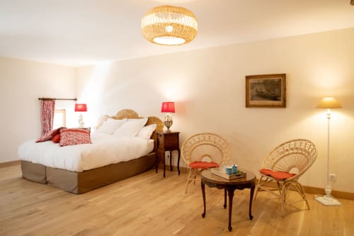 Berthe's Room  - L'Hôte Antique - Spacious Bed and Breakfast - Pichanges - Burgundy