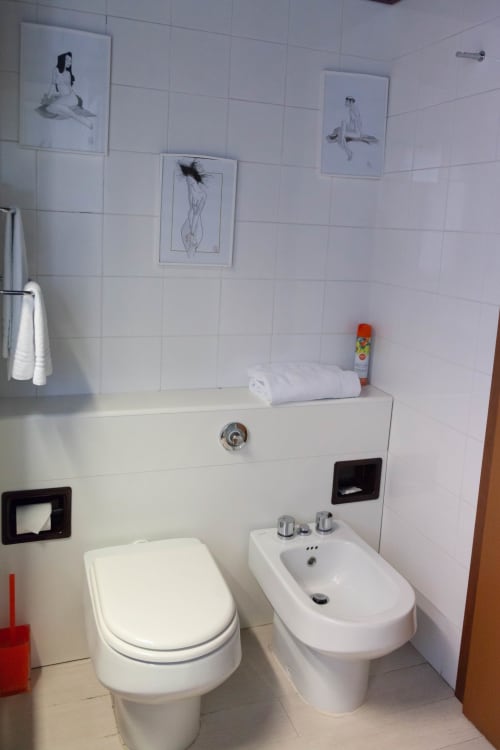 B&B I Salici | camera matrimoniale, accessibile ai disabili, con balcone, colazione inclusa, servizio vigilanza, catering a domicilio, ristoranti convenzionati, servizi infermieristici.