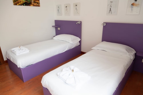 B&B I Salici | camera matrimoniale, accessibile ai disabili, con balcone, colazione inclusa, servizio vigilanza, catering a domicilio, ristoranti convenzionati, servizi infermieristici.