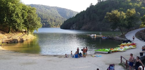 Rutas en catamarán - Casa Luisa a Galleira, casa con piscina privada y vistas en Ramiras, Ourense