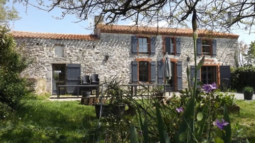 Gite La Faerie vendée - gites jardin extérieur - location vacances séminaires - gîtes proche Nantes