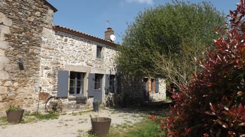 Gite La Faerie vendée - gites jardin extérieur - location vacances séminaires - gîtes proche Nantes