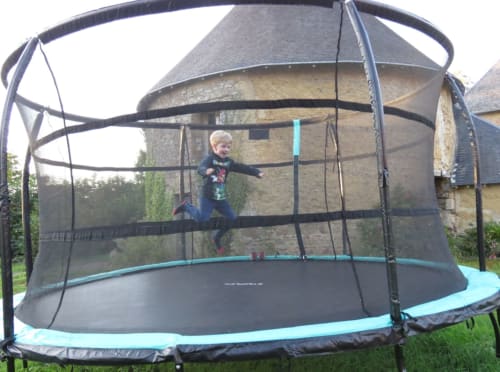 La Synchronicité - Chambres d'hôtes avec trampoline pour les enfants et aire de jeux - Manche Normandie