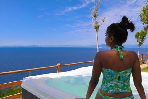 Capri Italy, private apartment with sea view & private hot jacuzzi and garden. 
www.villadalessandro.it