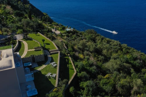 Capri Italy,luxury apartments ,private apartment with sea view & private hot jacuzzi and garden. 
www.villadalessandro.it