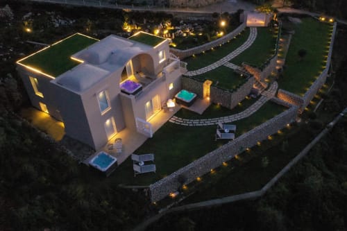 Capri Italy,luxury apartments ,private apartment with sea view & private hot jacuzzi and garden. 
www.villadalessandro.it