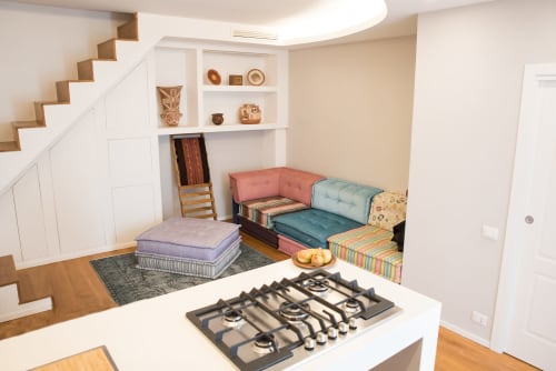 Carlo III | Corte Capomazza Apartments Naples, 4 people, double bed, living room, kitchen, private bath, shower, jacuzzi, whirlpool, tub, 2 floors