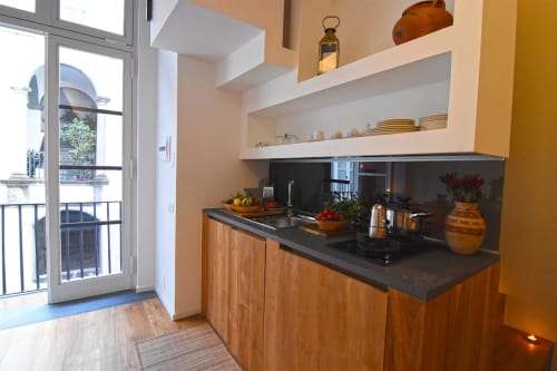 Eleonora | Corte Capomazza Apartments Naples, 3 people, double bed, single bed, living room, kitchen, private bathroom, shower, 2 floors, triple, whirlpool shower