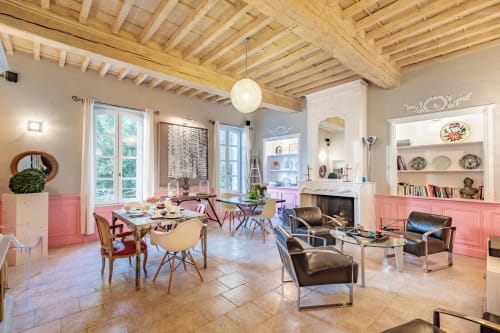 Hôtel La Suite petits déjeuner décoration Villeneuve les Avignon Provence