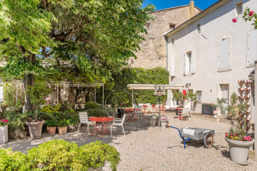 Hôtel La Suite 4 étoiles  Villeneuve les Avignon Centre Historique Provence tourisme