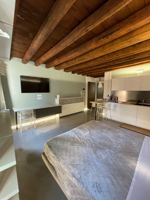 Appartamentino in centro a Rovigo - Locazioni Breve Periodo | letto matrimoniale, singolo, cucina attrezzata, tv, wifi, lavatrice, lavastoviglie, asciugatrice, vista cittá, bollitore, macchina da caffè