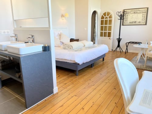 Grande chambre - Séjour en couple proche de la mer - Domaine du Plessis Grimaud - Chambres d'hôtes & gîtes - Nantes Pornic