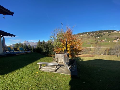 La Ferme des Georgières - Bain nordique vue montagne - Annecy