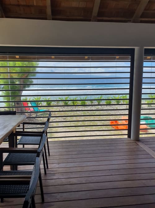 rideaux de protection, bord de mer, moorea lodge, Tahiti