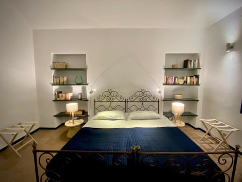 La Fornace di Alessandria | camera da letto con divano, bagno privato, vista giardino, luce naturale, relax, Tv con Netflix e Amazon, Wifi dentro e fuori, Nespresso, snack, bevande, the, asciugamani, ciabatte. Parcheggio.
