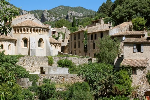 Les gîtes du Mas Gibert - St Guilhem le Désert et son abbaye