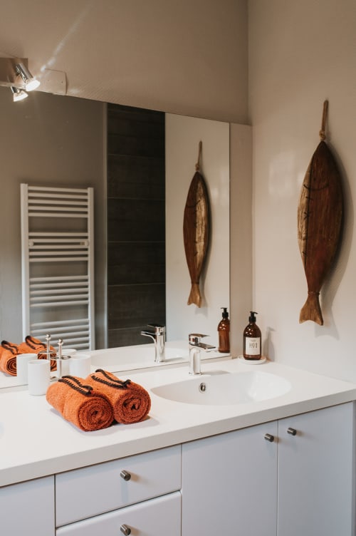 LE MOULIN, salle de bain avec double vasques et douche