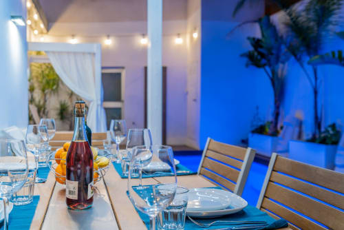 Valencia luxury Villa - noche terraza con piscina en Valencia, España