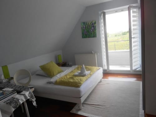 Au coeur du Vignoble - Chambre d'hôtes 2 personnes avec balcon - Orschwiller - Alsace