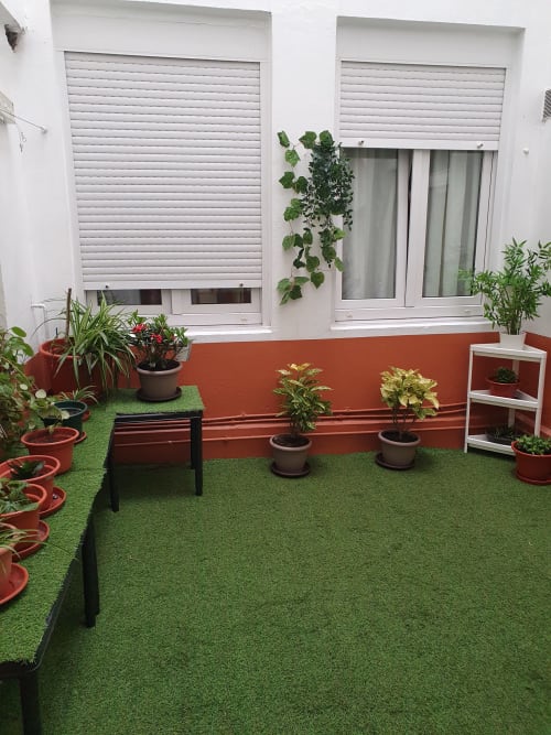 Habitaciones de gran calidad con vistas, el alojamiento ideal para grupos de amigos, parejas y familias. Le esperan la calidez y la relajación, así como unas vacaciones en un lugar rodeado por la historia y las actividades naturales.