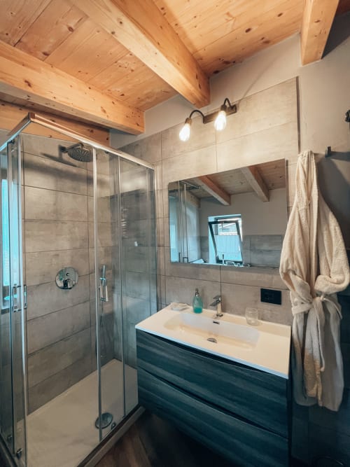 Castello | Talking Stones B&B Dolceacqua, Liguria, Suite, hydromassage, double bed, garden view, air conditioning, bath, double room, castle view