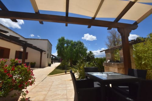 Mela | Apartment for 4, Masseria Giulio, Holiday Apartments Francavilla Fontana, Puglia, swimming pool, garden, private bathroom, double bed, sofa bed