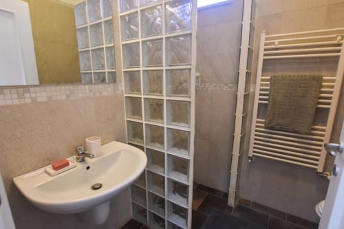 Mela | Apartment for 4, Masseria Giulio, Holiday Apartments Francavilla Fontana, Puglia, swimming pool, garden, private bathroom, double bed, sofa bed
