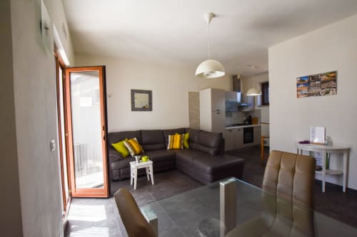 Fico | Apartment for 4, Masseria Giulio, Holiday Apartments Francavilla Fontana, Puglia, swimming pool, garden, private bathroom, king bed, single beds