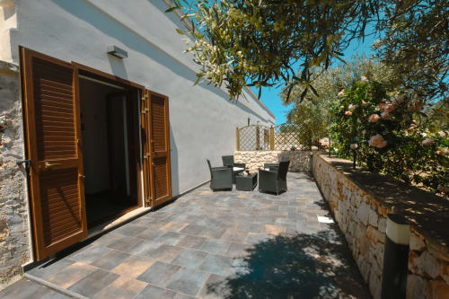 Limone | Apartment for 5, Masseria Giulio, Holiday Apartments Francavilla Fontana, Puglia, swimming pool, garden, private bathroom, king bed, single beds