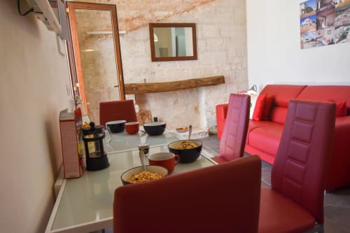 Stalle | Holiday House for 20, Masseria Giulio, Holiday Apartments Francavilla Fontana, Puglia, swimming pool, garden, private bathroom, twin bed, single beds, king beds, sofa bed