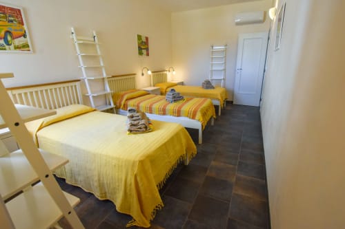 Stalle | Holiday House for 20, Masseria Giulio, Holiday Apartments Francavilla Fontana, Puglia, swimming pool, garden, private bathroom, twin bed, single beds, king beds, sofa bed