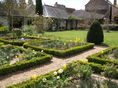 Guesthouse of B&Bs in the gardens of Petit Villandry
