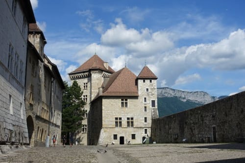 Chateau d'Annecy - La Pepite du Semnoz 
