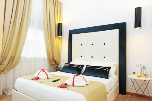 Camera matrimoniale deluxe | HeMi Suites - Milano centro