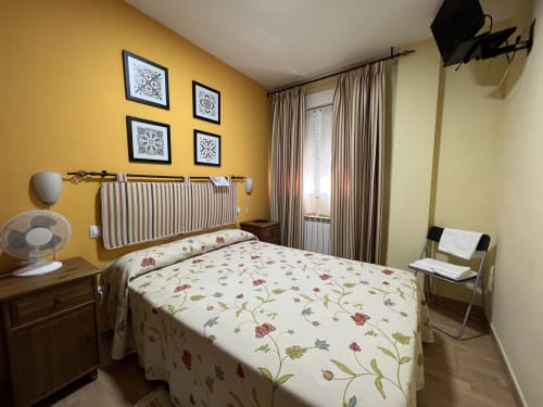 Habitación económica - Hostal la Colmena | Ávila
