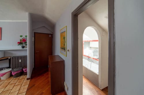 Navigli Darsena 6| Apartment for 2 with one bedroom, living room, kitchen and bathroom with shower. With Wi-Fi, TV and air conditioning - HB Hall, flats in the centre of Milan.