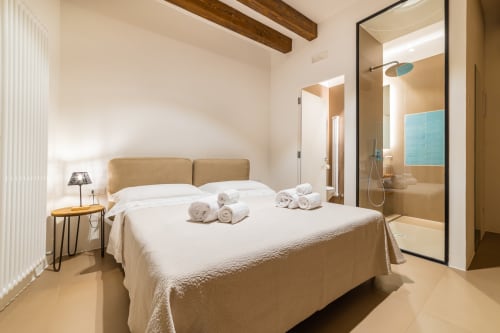 Camera matrimoniale balcone, B&B A C-Caste | Monopoli, Puglia