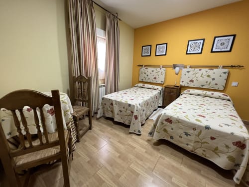 Habitación doble - Hostal la Colmena | Ávila