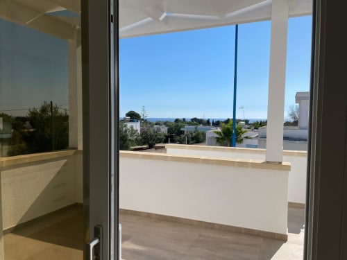 Elite Apartment Garden 03 Primo Piano | Elite Luxury Residence Case Vacanza Torre Suda, Puglia, Gallipoli, Salento, piscina, vacanze, mare, Maldive del Salento, letto matrimoniale, letti singoli, cucina, bagno privato