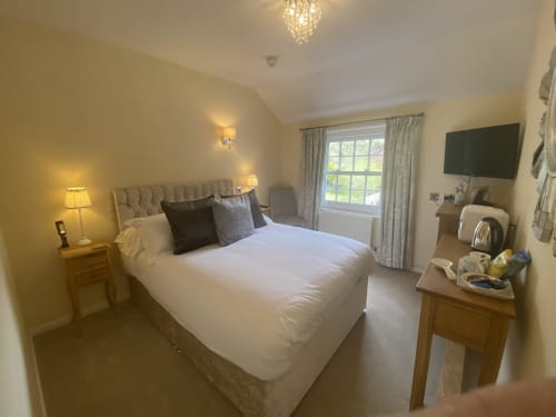 standard room the Usk Brecon Beacons widgeon