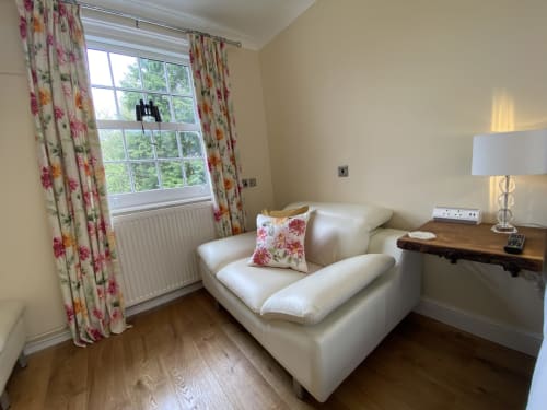 supering room kingfisher brecon beacons