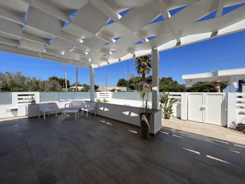 Elite Luxury Residence | Emblema Appartamenti Case Vacanza Torre Suda, Puglia, Gallipoli, Salento, piscina, vacanze, mare, Maldive del Salento, lettini