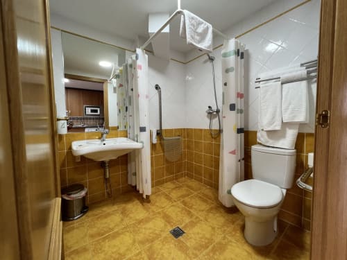 Apartamento familiar - Hostal la Colmena | Ávila