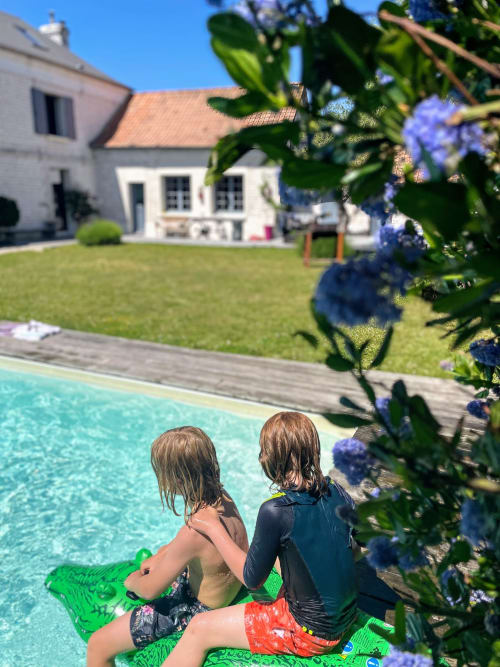 Piscine en baie de somme, dans demeure de famille. Gite et maison d'hôtes de charme