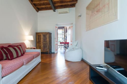 Brera 20| Apartment for 4 with one bedroom, living room with sofa bed, kitchen, balcony and bathroom with shower. With Wi-Fi, TV and air conditioning - HB Hall, flats in the centre of Milan.