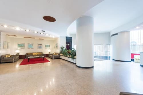 Duomo Deluxe Room| Room for 2 with one double bed and bathroom with shower. With Wi-Fi, TV and air conditioning - HB Hall, flats in the centre of Milan.