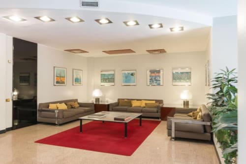 Duomo Deluxe Room| Room for 2 with one double bed and bathroom with shower. With Wi-Fi, TV and air conditioning - HB Hall, flats in the centre of Milan.